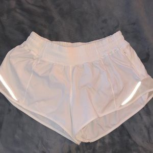 doesn’t fit lululemon hotly hot shorts